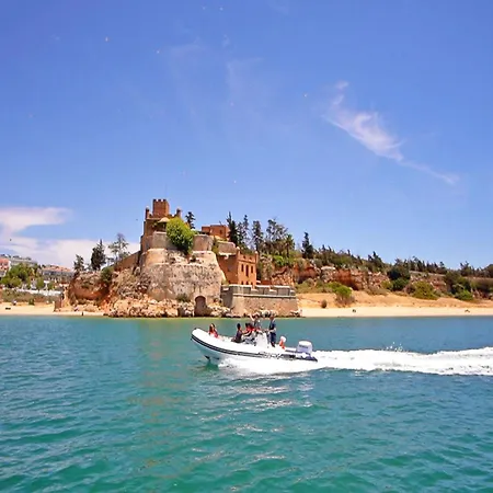 Vila Villa In Algarve With Heated Pool And Beaches